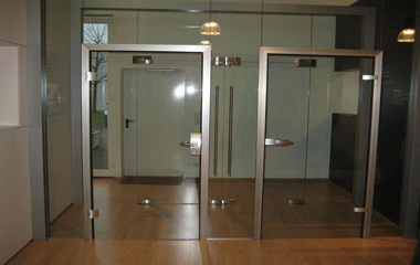 Savremeni trend- Nameštaj od stakla Nameštaj od stakla